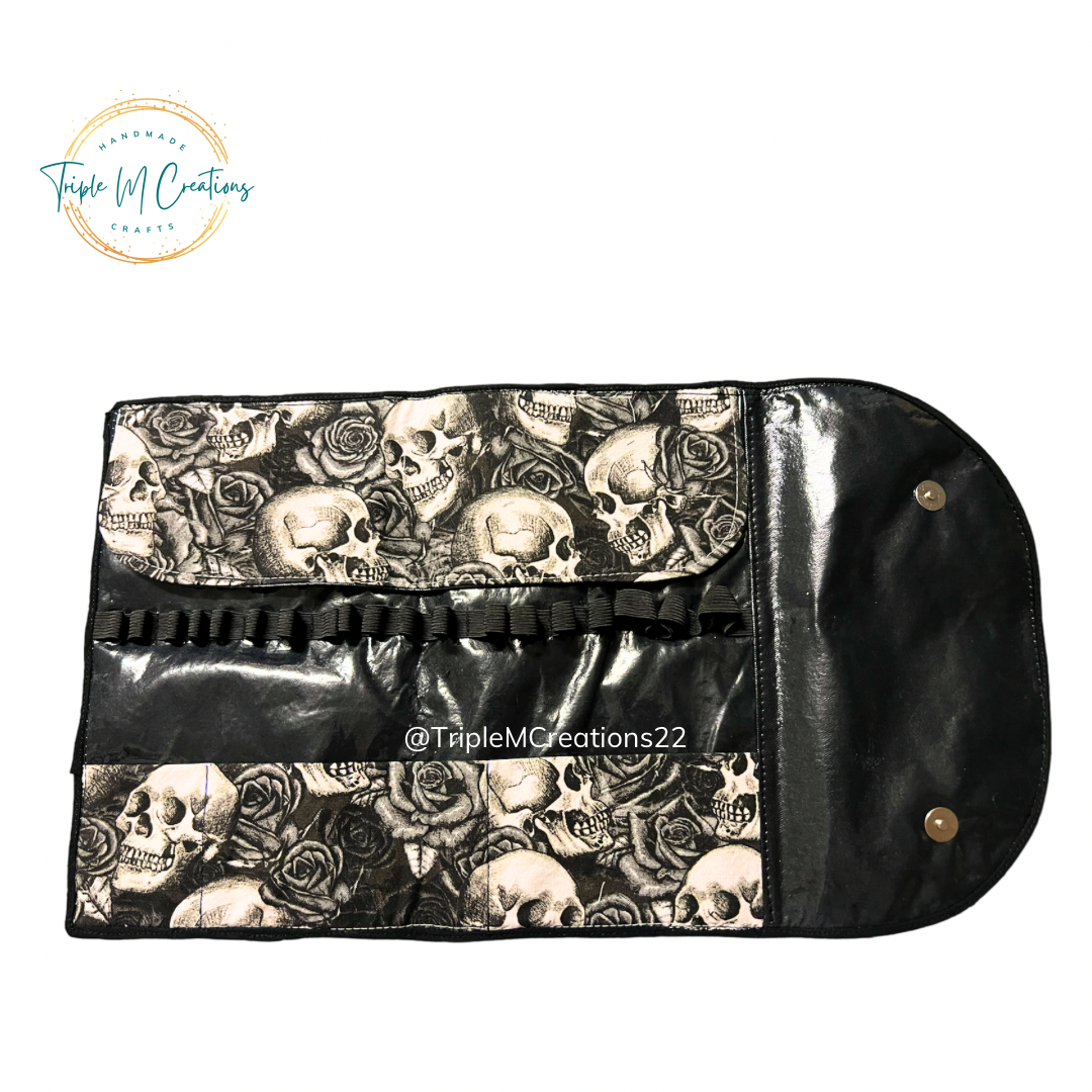 Makeup Brush Holder (Skulls)